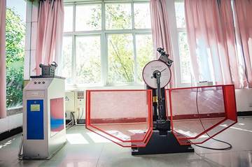 Impact testing machine