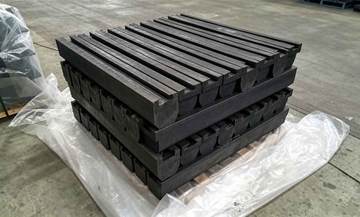 Rubber mill liners